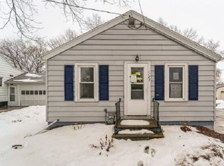 1123 Lime Kiln Rd, Green Bay, WI 54302