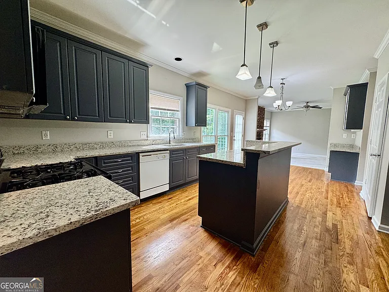 1770 Highland Oaks Way — Photo 9