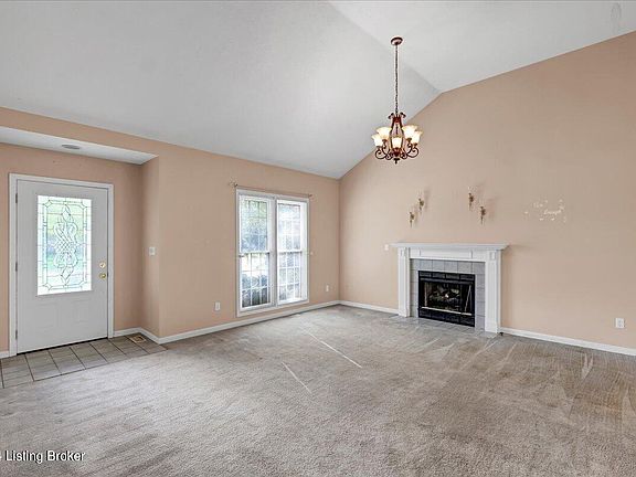 4th image of 10102 Twilight Dr