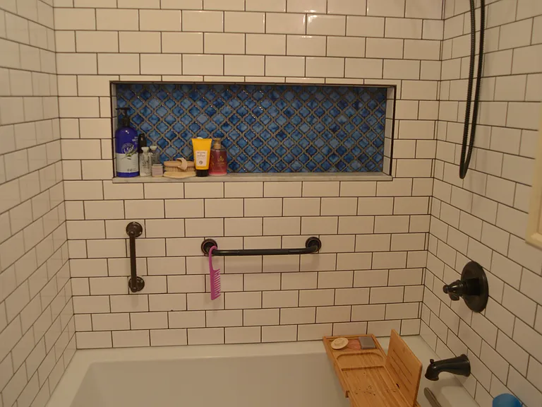 404 E Miller Rd — Photo 11