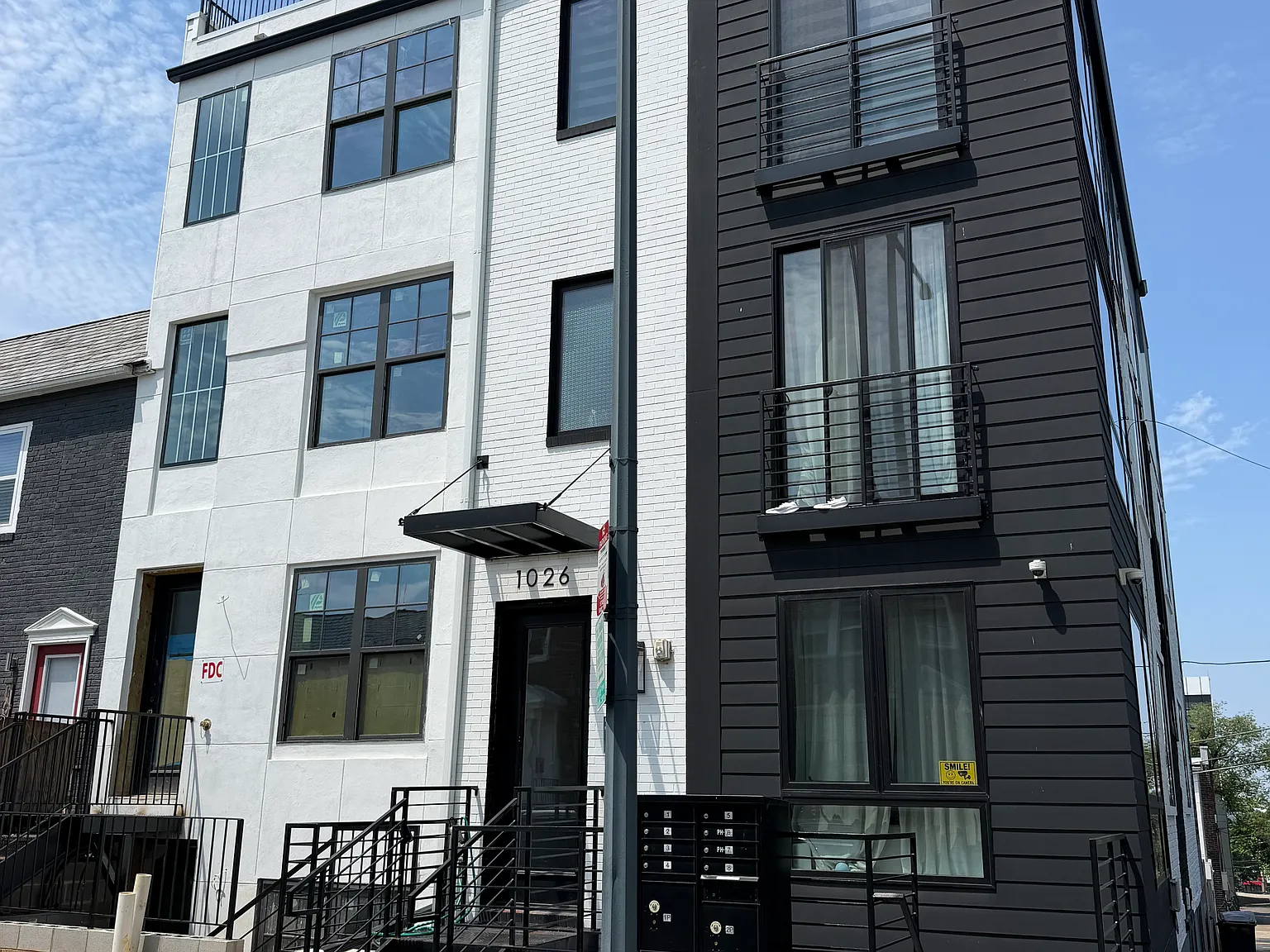 1 bed, 682 sqft, $2,600 — Photo 2
