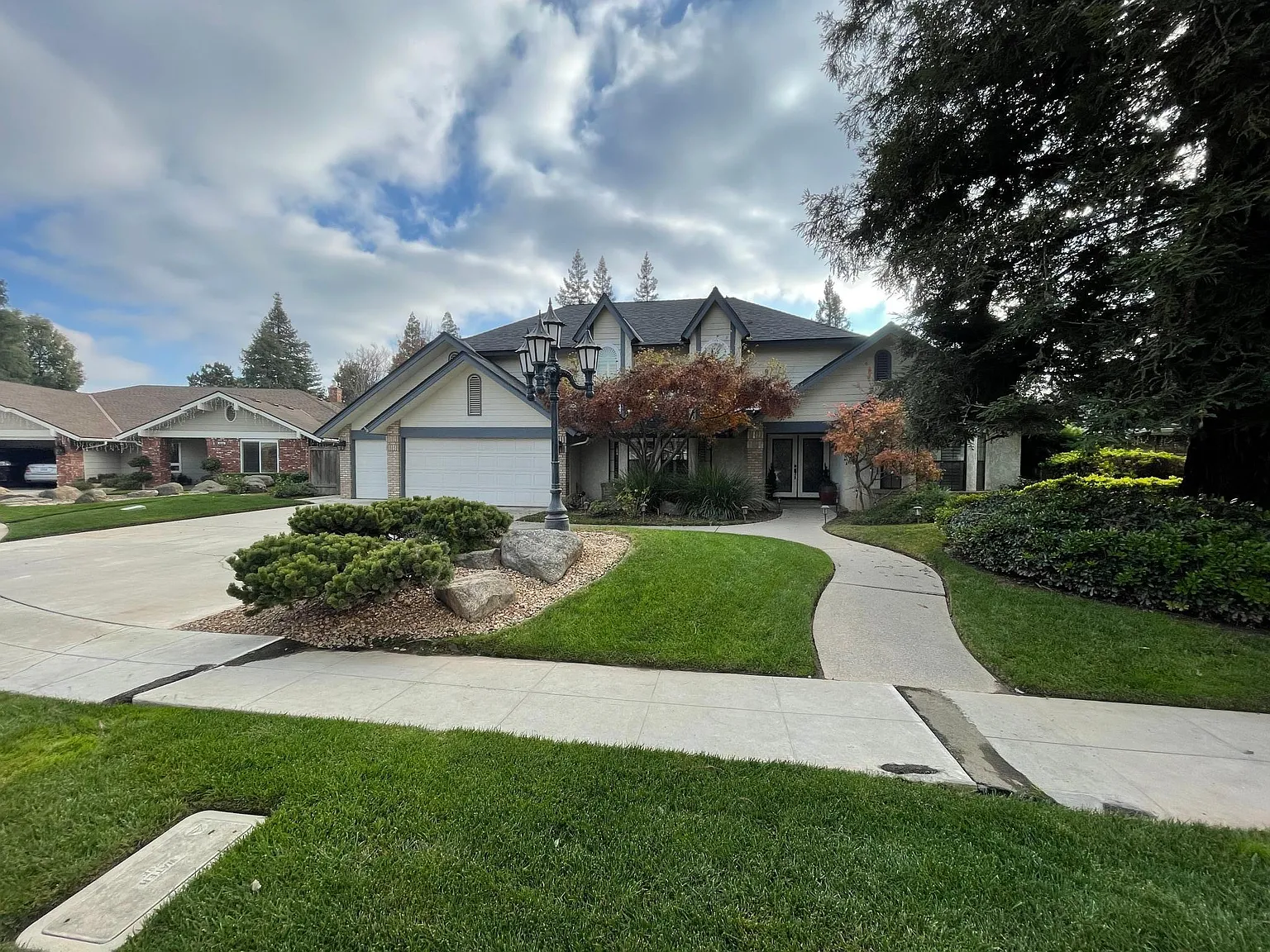 4 bed, 3122 sqft, $4,500 — Photo 1
