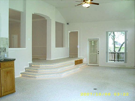 Large Pool Table-size Gameroom