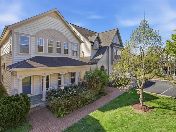 7752 Grandwind Dr, Lorton, VA 22079