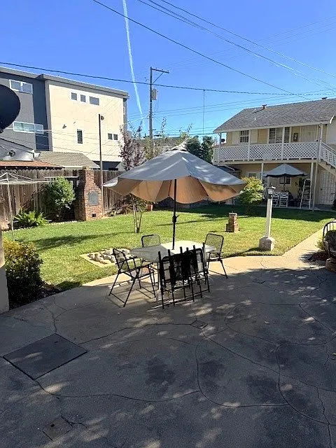 2 bed, 700 sqft, $1,695 — Photo 4