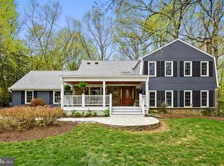 11727 Quay Rd, Oakton, VA 22124