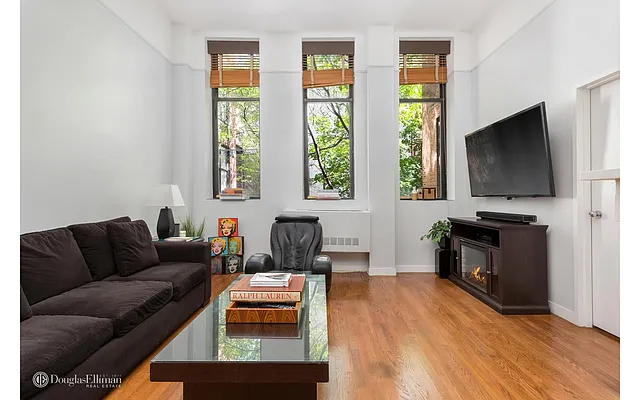 Rented by Douglas Elliman | media 8