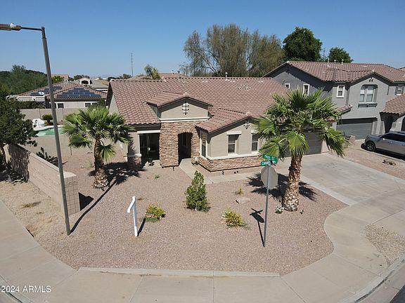 3rd image of 19602 E CANARY Way