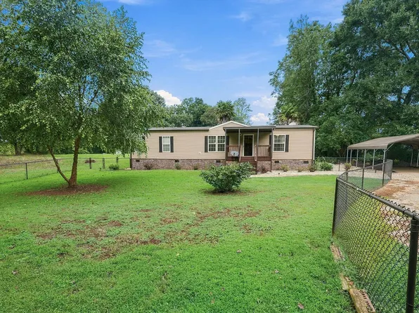 140 Woolbright Cir, Townville, SC 29689