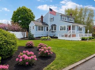 19 Westbridge Drive, Babylon, NY 11702
