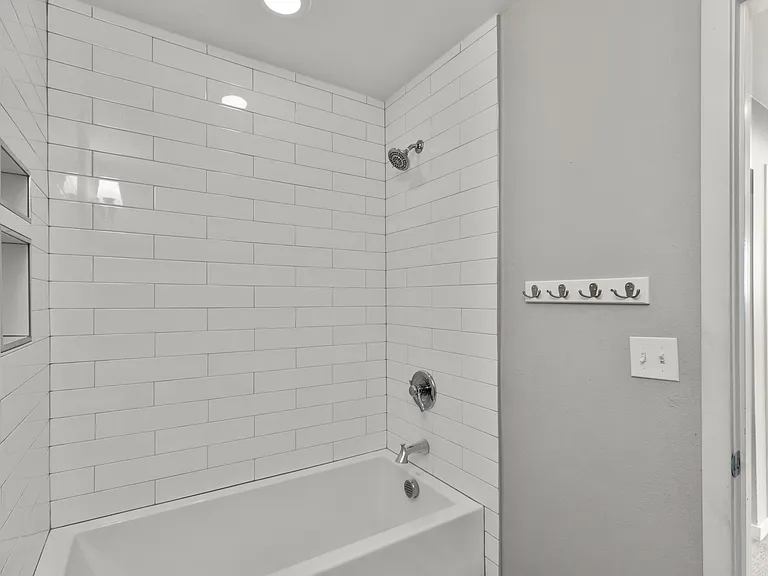 3450 Sunburst Ct — Photo 10