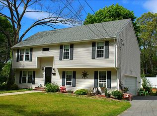 48 Star Ave, Riverside, RI 02915