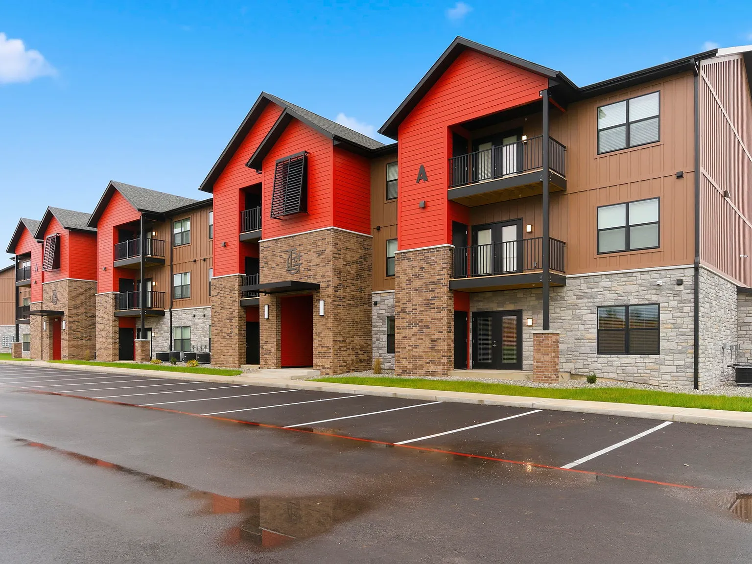 Iron Grain District Apartments — Photo 3
