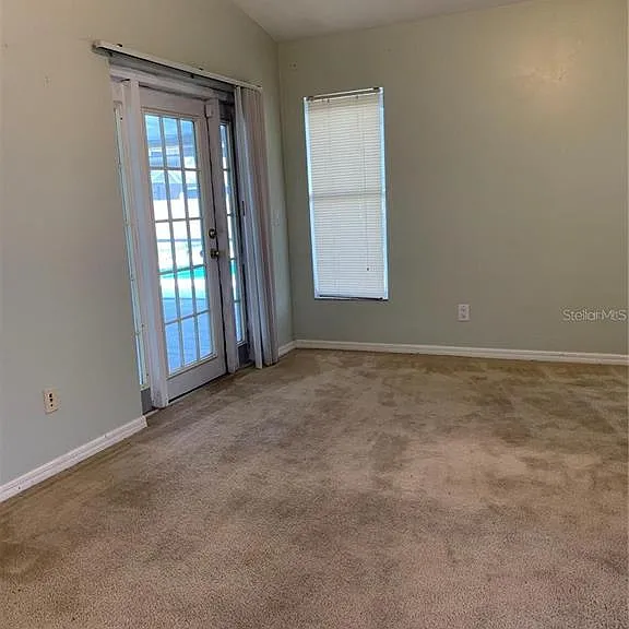 4211 Hartford Lake Dr — Photo 27