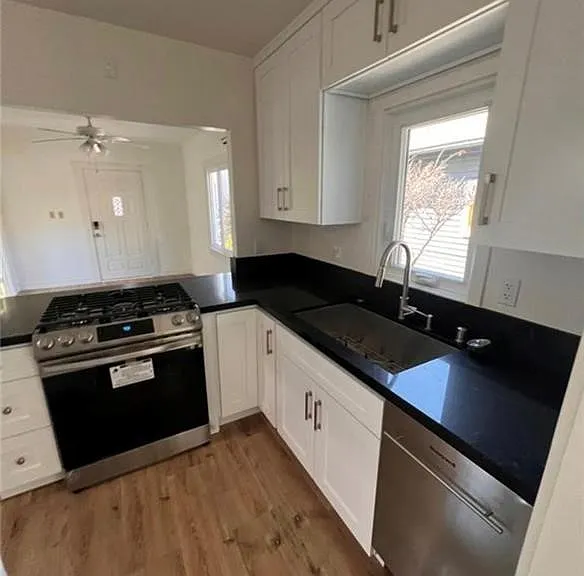 3527 E Del Mar Blvd — Photo 7