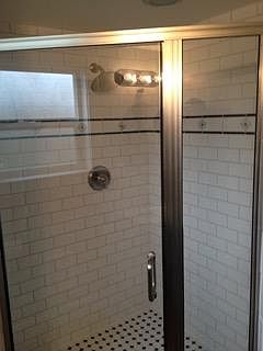 4th image of 1013 10th Ave SE