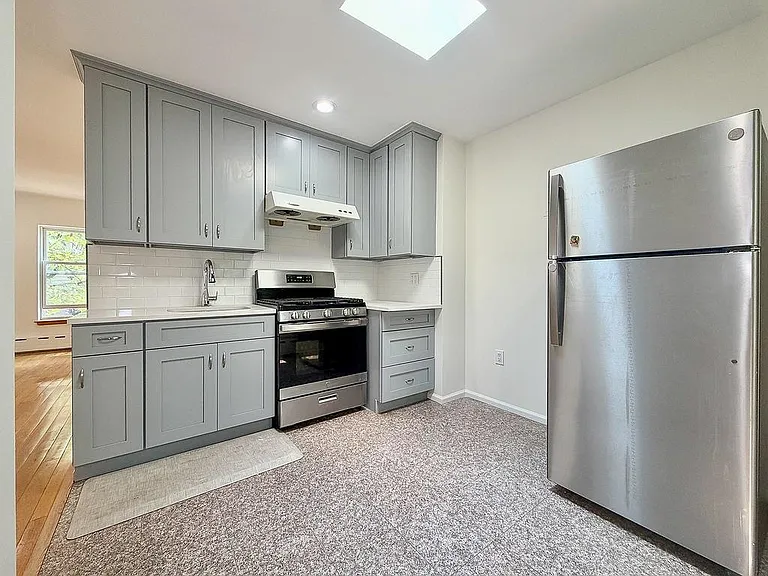 108 Hutton St #2 — Photo 12