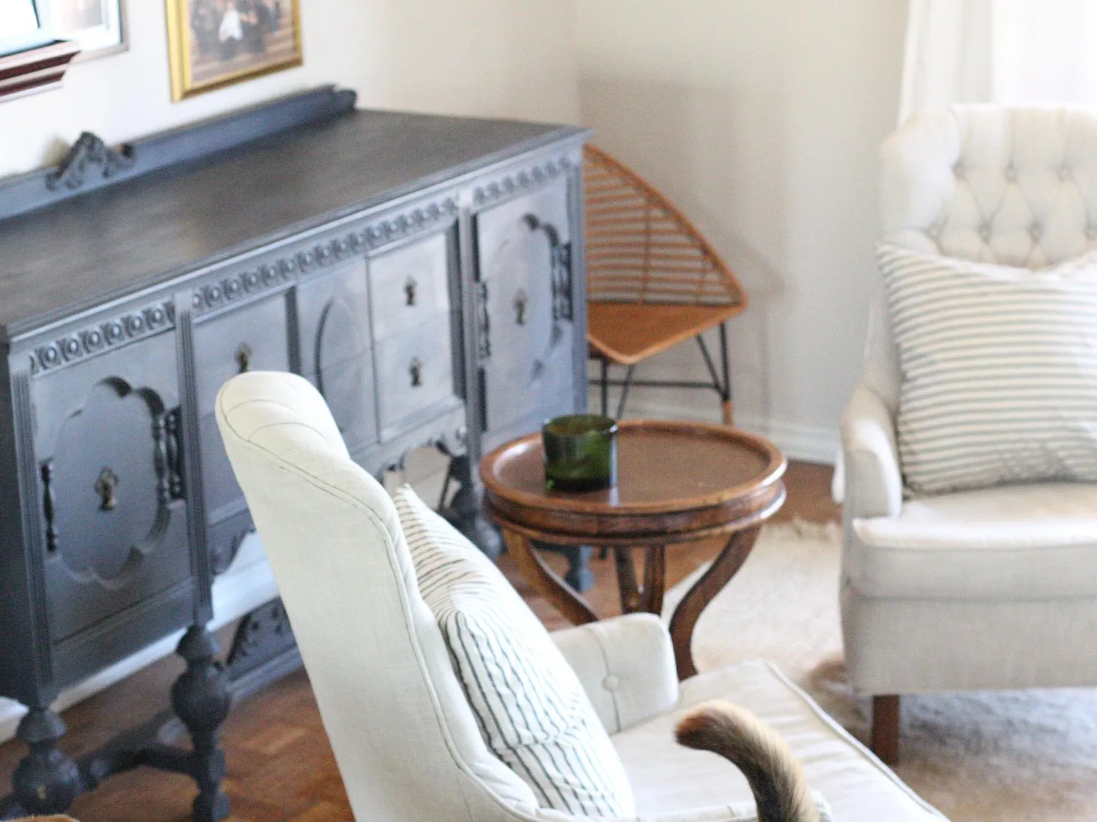 5 bed, 2400 sqft, $3,500 — Photo 2