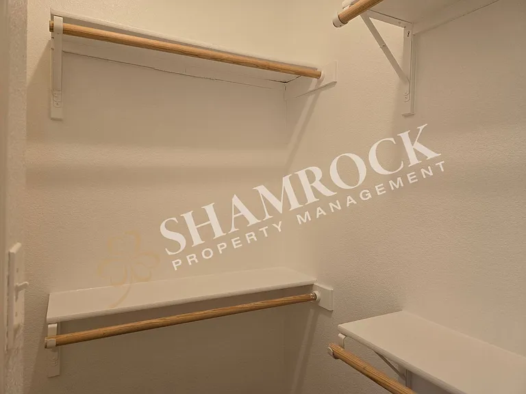 2117D Columbus Ave — Photo 10