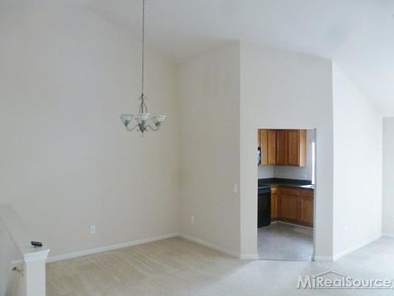 3rd image of 54742 Monarch Dr