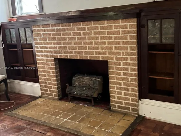 35 NE 49th St, Miami, FL 33137