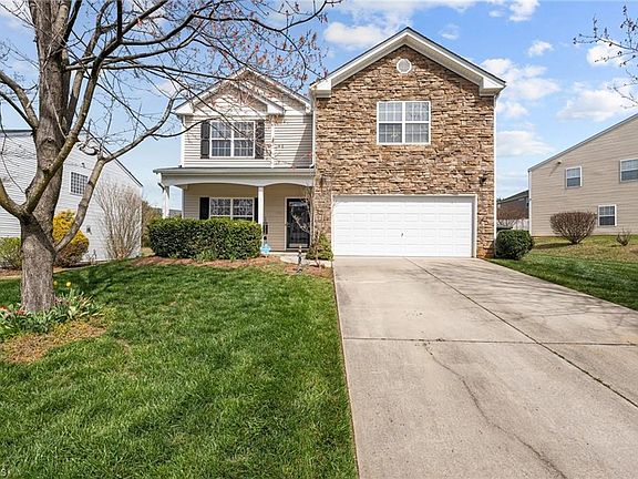 2nd image of 1403 Birkdale Cir