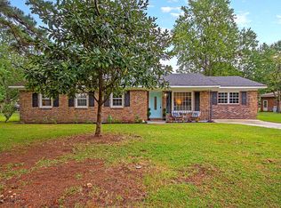 200 Lilac Dr, Summerville, SC 29483