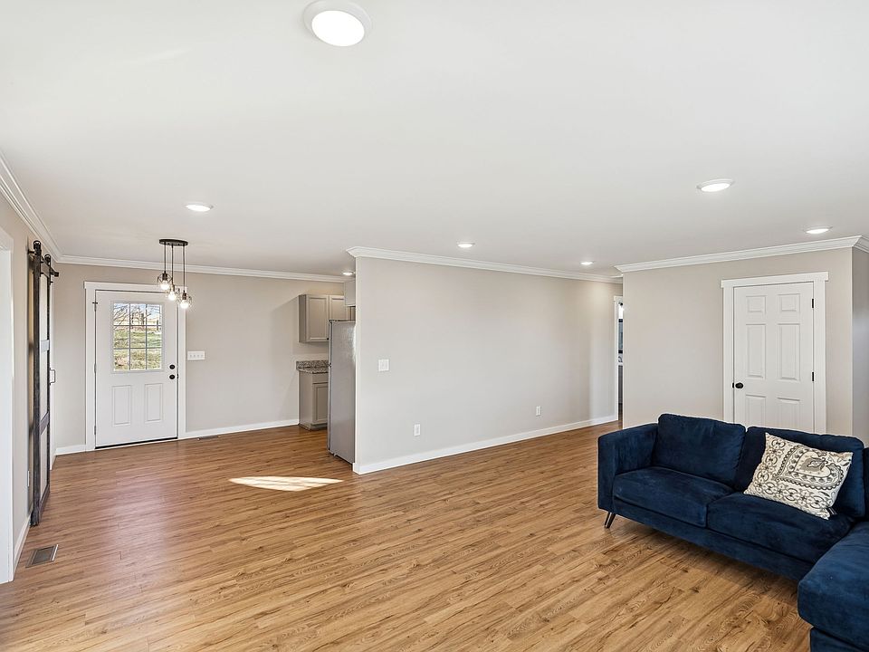 1st image of 3770 Penile Hill Rd
