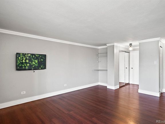 3rd image of 1035 Colorado Blvd APT 201