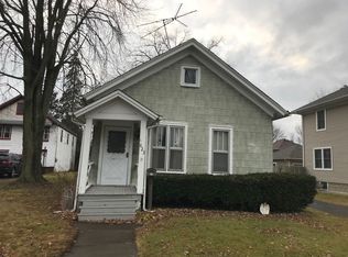 823 Watson St, Aurora, IL 60505