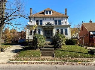 803 Thornhill Dr, Cleveland, OH 44108