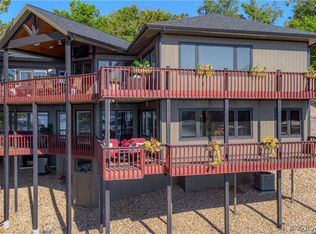 6 Cardinal Cir, Lake Ozark, MO 65049