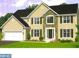 4 Brooklyn Ct, Blackwood, NJ 08012