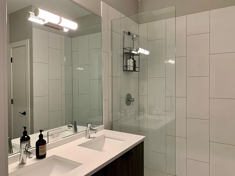 2556 W Armitage Ave #201 — Photo 14