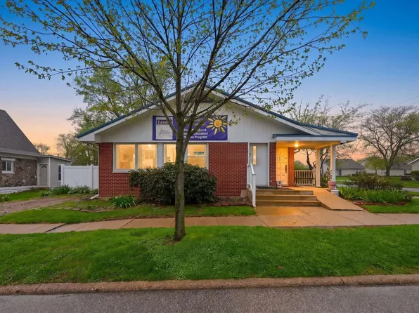 1223 N Center St, Plymouth, IN 46563