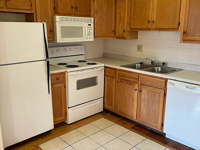 305 Rumsey Ave #0 — Photo 4
