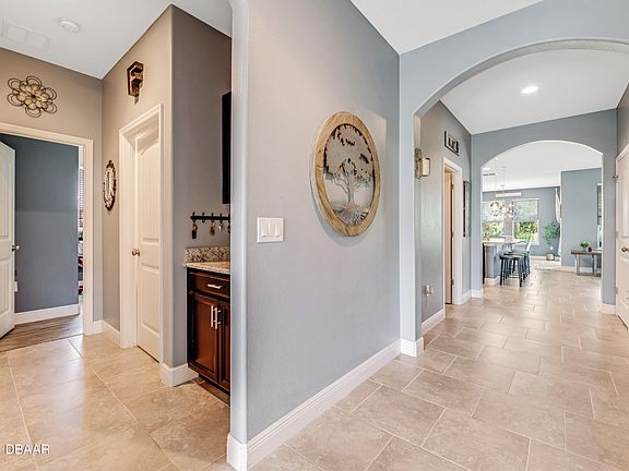 5th image of 140 River Manor Ln
