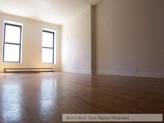 Rented by Bond New York | media 5