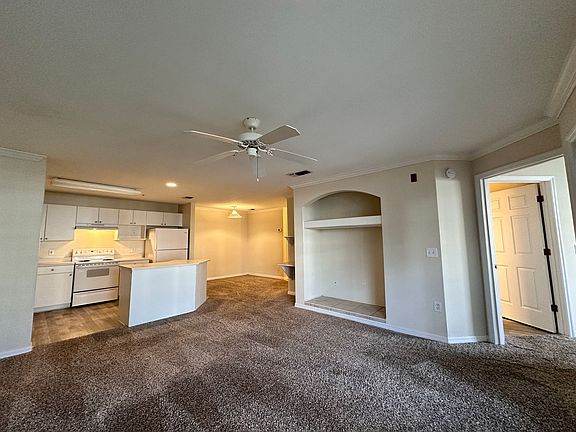 5th image of 3591 Kernan Blvd #120