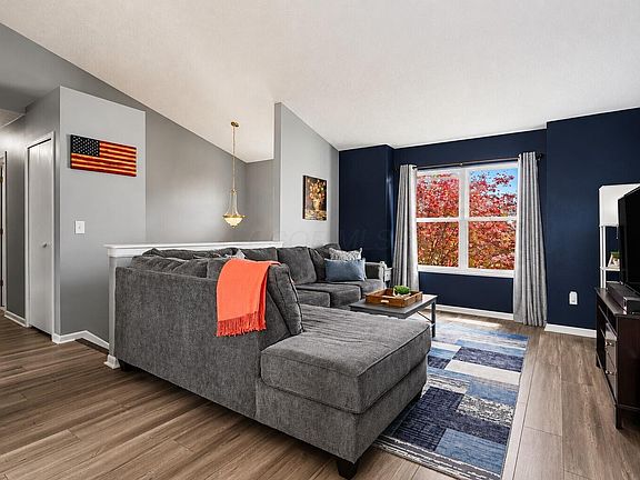 4th image of 2590 Medora Dr