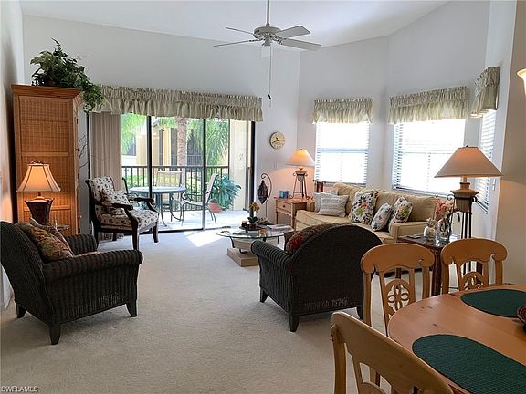 4th image of 195 Vintage Cir APT E205
