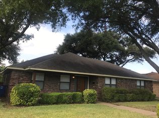 2223 Homeway Cir, Dallas, TX 75228