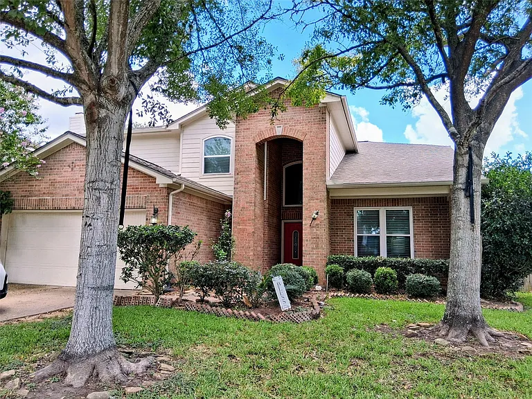 10015 Dawn Brook Dr — Photo 1