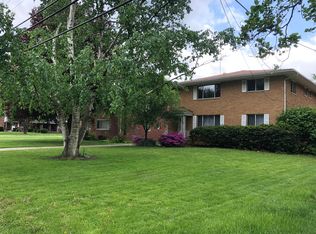 2878 & 2880 Chamberlain Rd, Akron, OH 44333