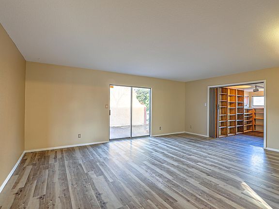 2nd image of 4004 Van Buren St NE