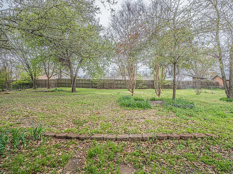 204 Jill Ln — Photo 26