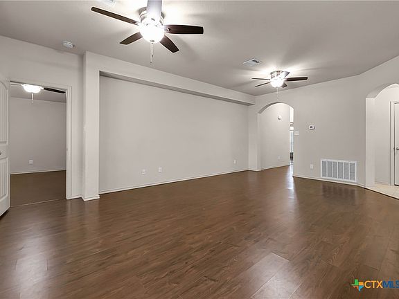 4th image of 1569 Gateshead Dr