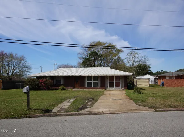 7221 Denver Dr, Biloxi, MS 39532