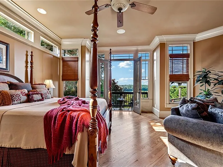 6407 Grand Marina Cir — Photo 47