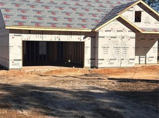 131 Merle Rd, Pinebluff, NC 28373